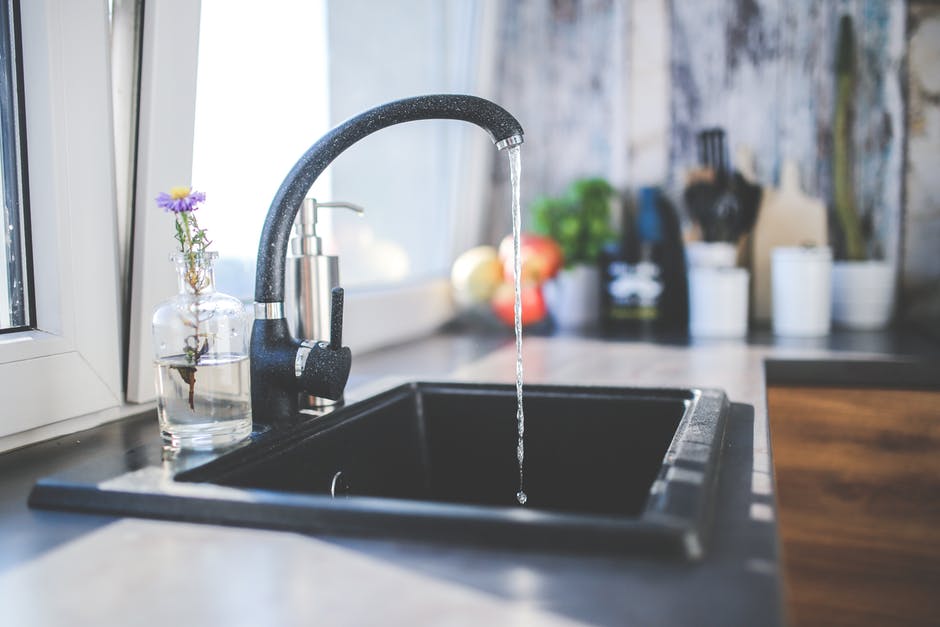 How Do Kitchen Faucets Work?