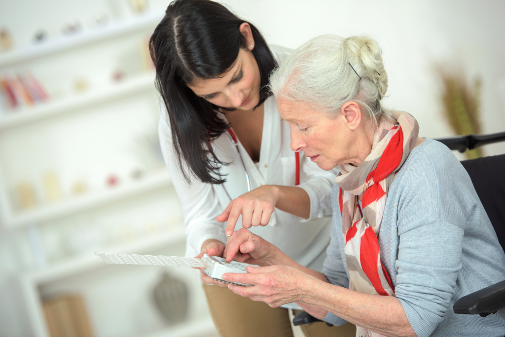 Home-Based Care: 4 Tips to Help You Choose a Provider